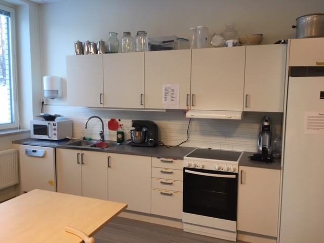 Bild på köket på Mariehems fritidsgård. Ateljen.